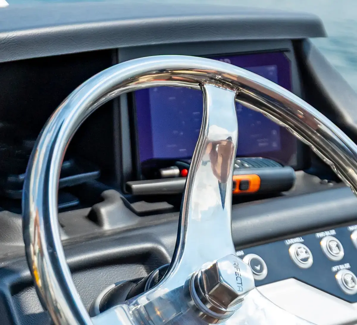 Trifecta S - Trifecta Pontoon